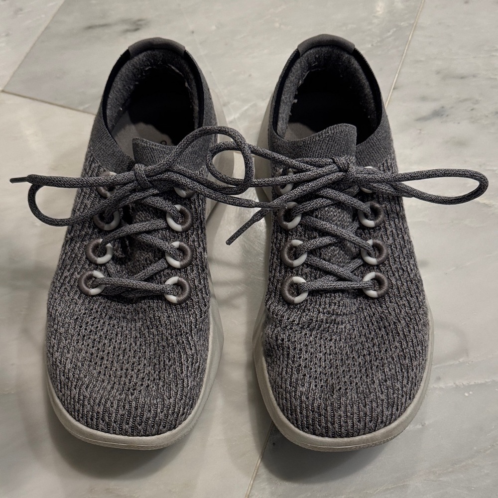 Casual Allbirds Knit Lace-Up Sneakers in Heather Gray